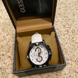 Guess Men’s White Leather Watch
